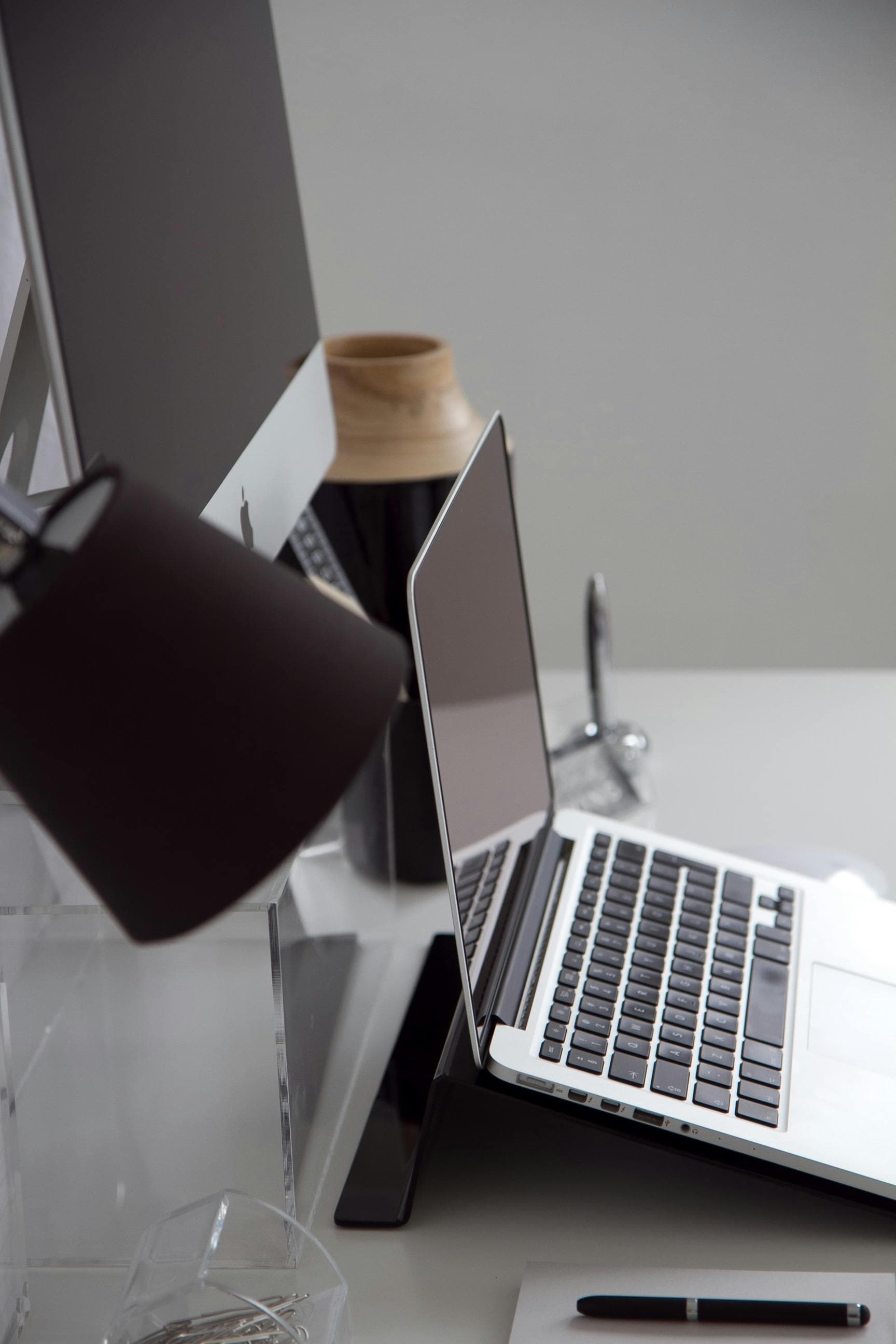 Tech hardware background